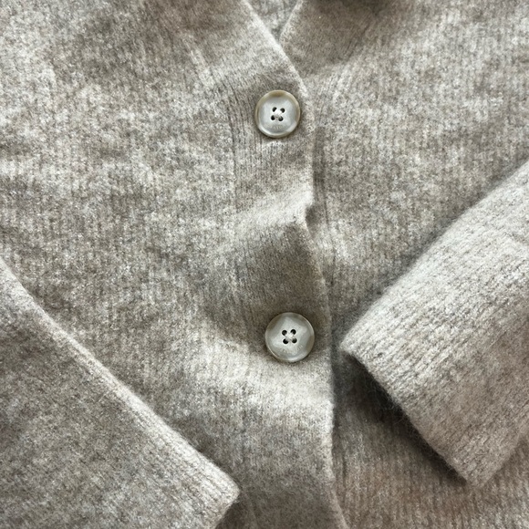Aritzia Babaton Womens Camel Brown Ribbed Merino Wool Blend Cardigan Sweater XXS - Picture 5 of 12